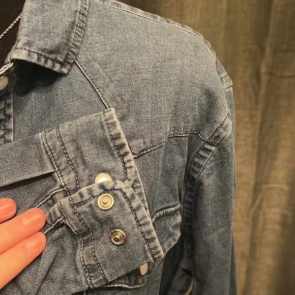 Blue Denim Look ASOS Button Uo - Picture 3 of 6